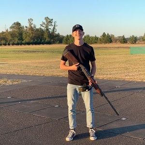 Meet your Posher, Hudson